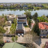 Mogosoaia, o proprietate aparte pe malul lacului, piscina, deschidere la lac